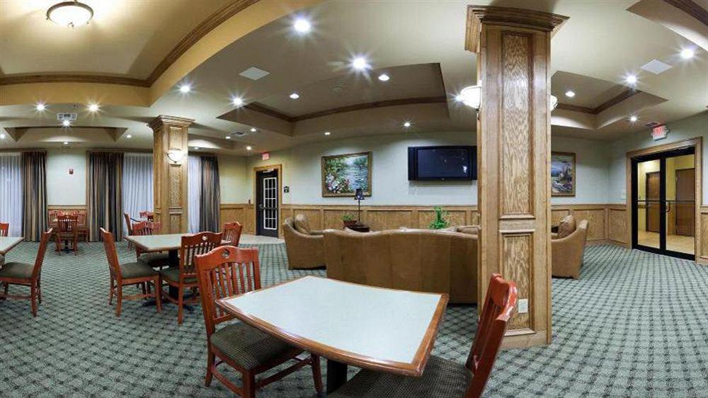 Holiday Inn Express Hotel & Suites Zapata By Ihg Екстер'єр фото